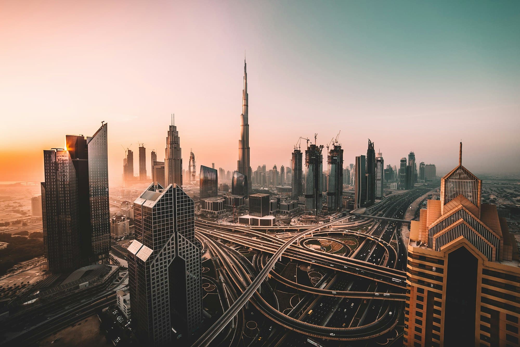 Car lift in Dubai — private car booking, office & school pick and drop